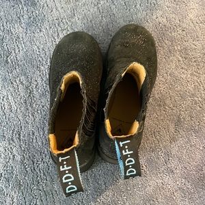 Size 5 Fluevog boots